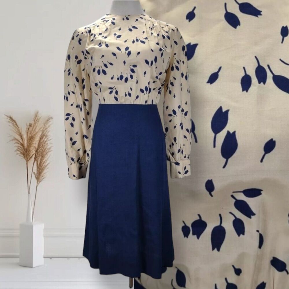 Vintage 70s Secretary Midi Dress Size 8 Blue Tulip Floral Print Long Sleeve